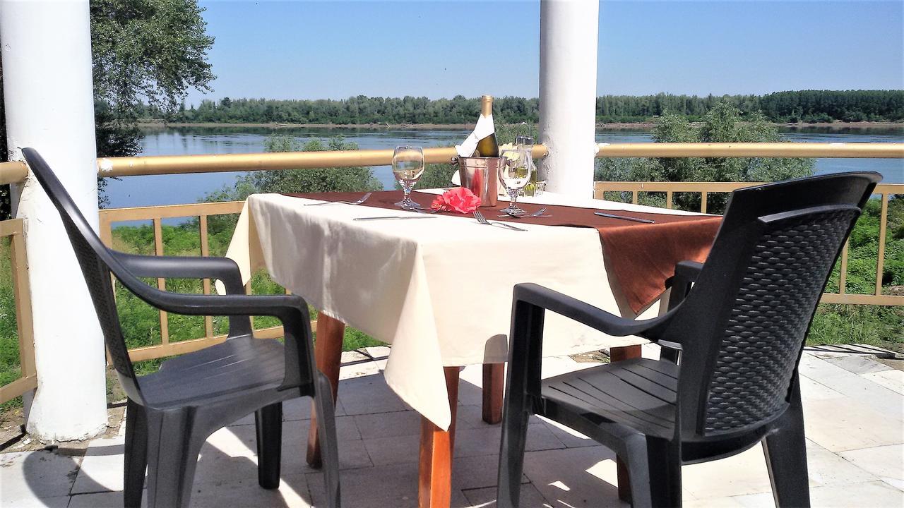 Хотелски комплекс Радецки град Козлодуй Kozloduy Экстерьер фото